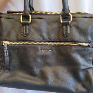 Cole Hann   satchel/crossbody black leather med/lrg